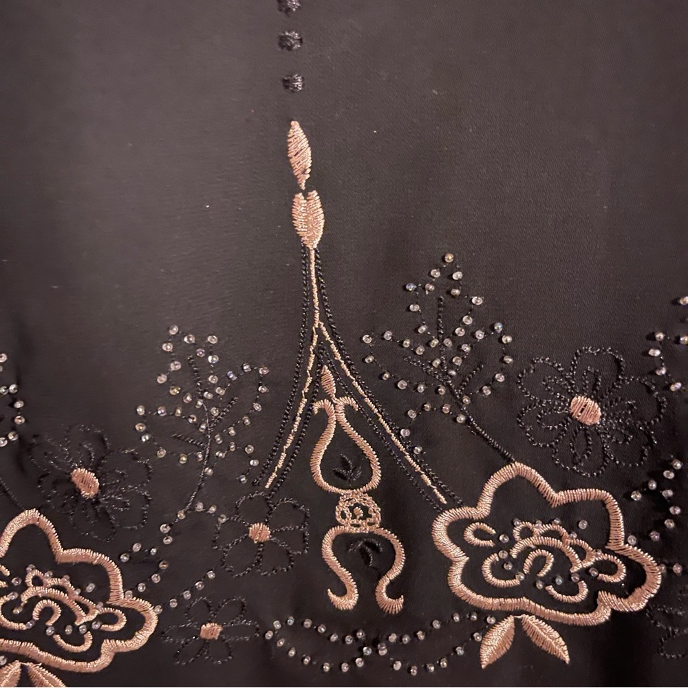 LOFT Ann Taylor Women’s Black Skirt Size 10 Embroidered with Embellishments - Picture 4 of 7